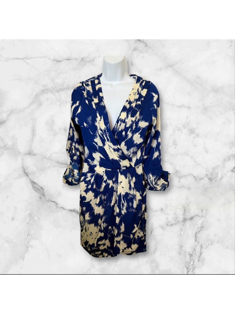 Yumi Kim XS Blue Ivory Abstract Print Wrap V-Neck Long Sleeve Mini Dress XS